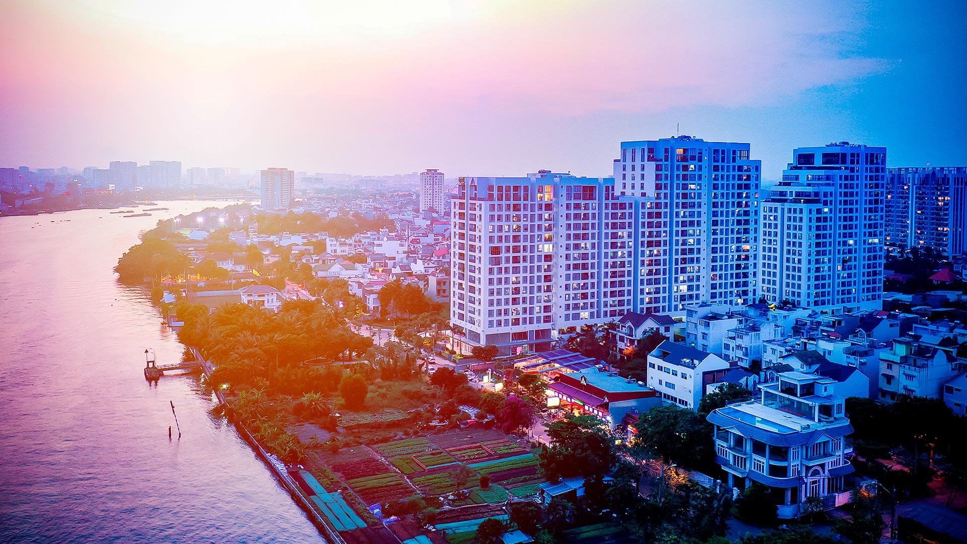 Opal Riverside
